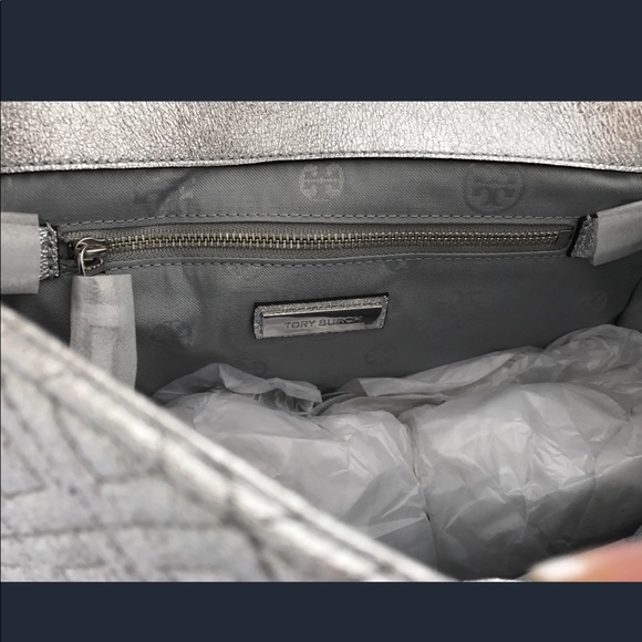 NWT Tory Burch Large FlemingCrossbody Spark Silver - Picture 7 of 8